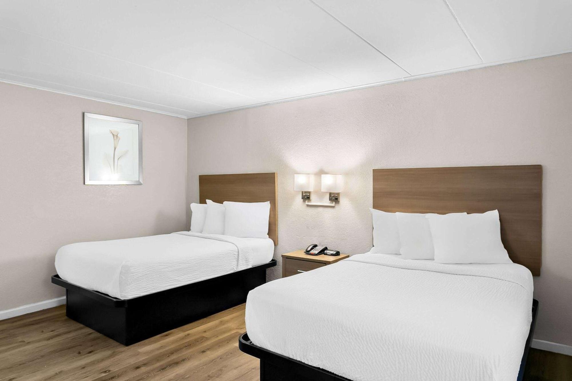 Travelodge By Wyndham אברדין מראה חיצוני תמונה